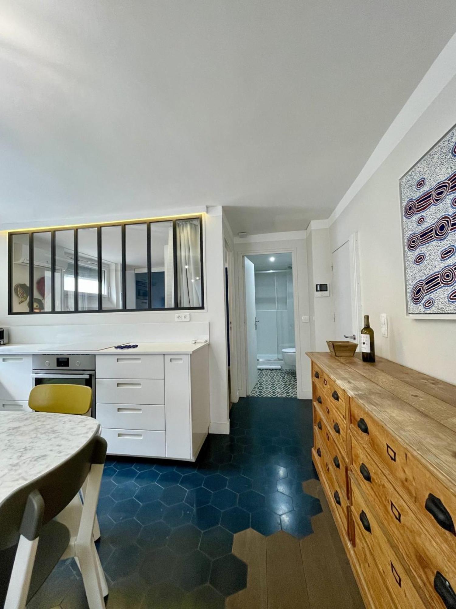 Parisian L Montorgueil Apartment Paris